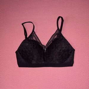 black lace bra